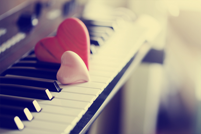 Image of a heart on a keyboard.