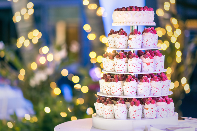 Image of a wedding cake.